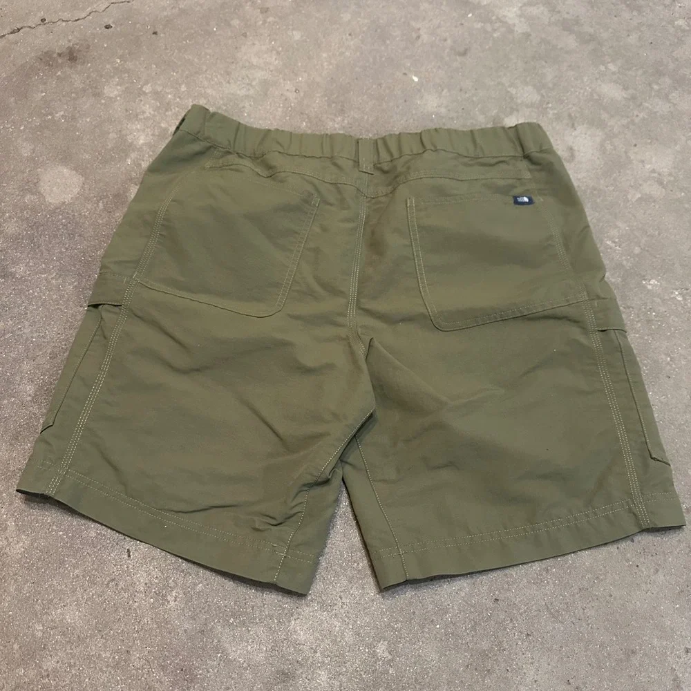The North Face Cargo Shorts Mens 36 Green NF0A2RGB Hiking‎ Outdoor Nylon